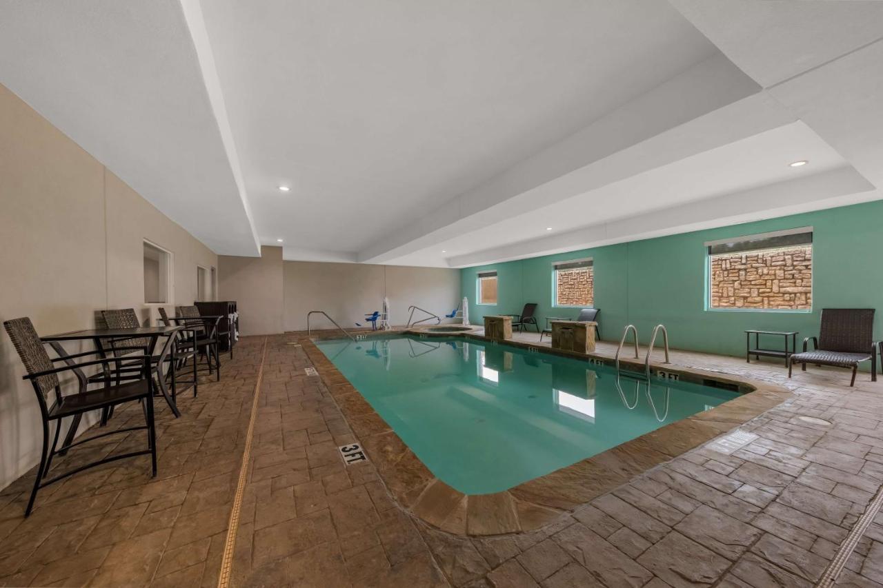Best Western Bowie Inn & Suites Esterno foto